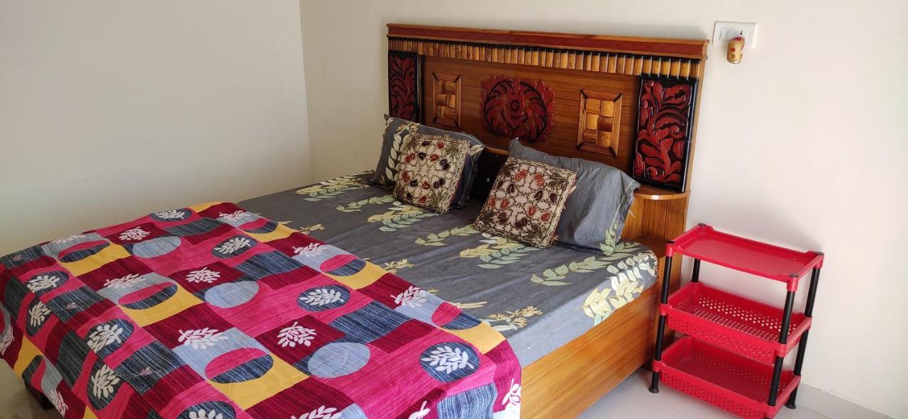 Untrained & Unplanned Apartment Jabalpur Ngoại thất bức ảnh