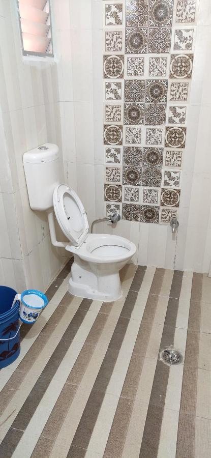 Untrained & Unplanned Apartment Jabalpur Ngoại thất bức ảnh
