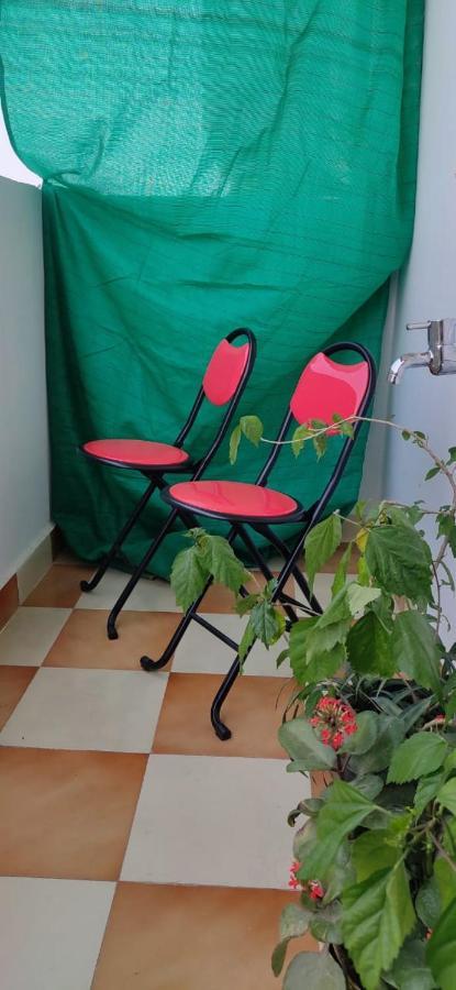 Untrained & Unplanned Apartment Jabalpur Ngoại thất bức ảnh