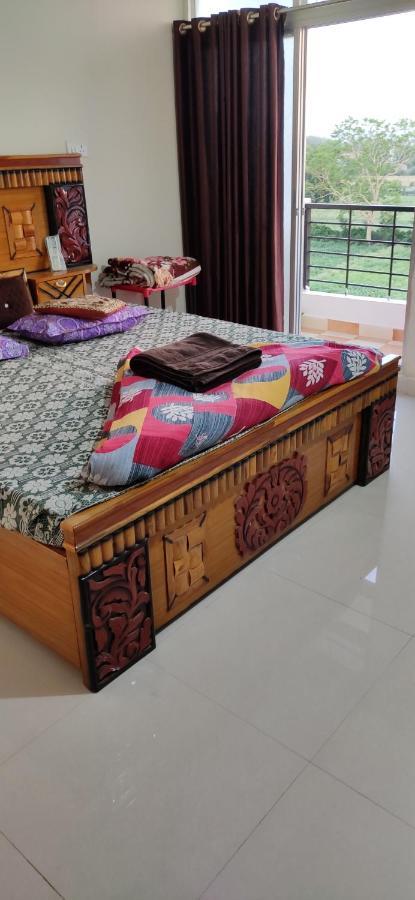 Untrained & Unplanned Apartment Jabalpur Ngoại thất bức ảnh