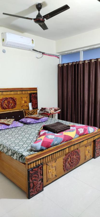Untrained & Unplanned Apartment Jabalpur Ngoại thất bức ảnh